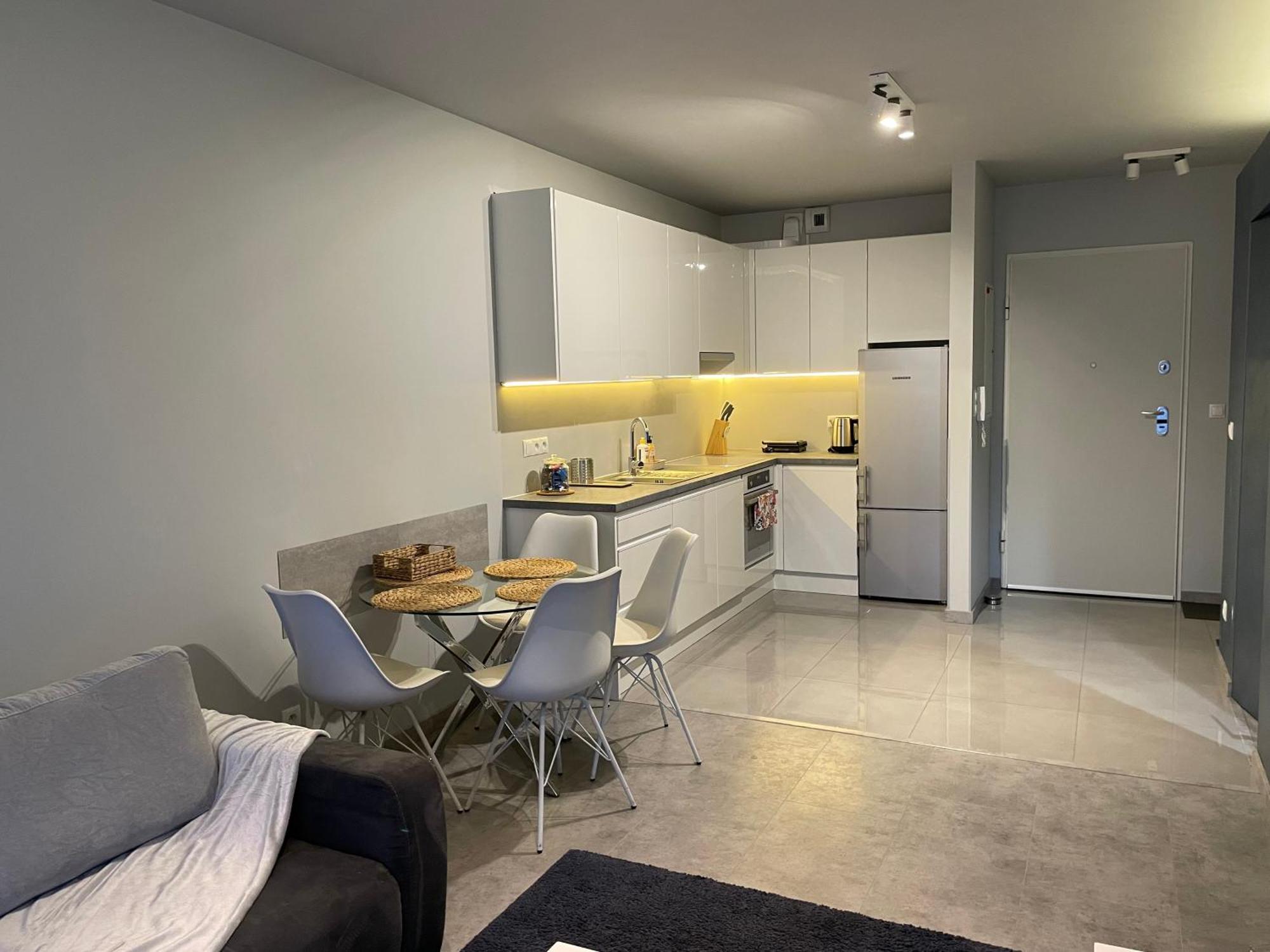 Wenecjanska Comfort Apartment, Free Parking, Self Check-In 24H Poznan Exterior photo