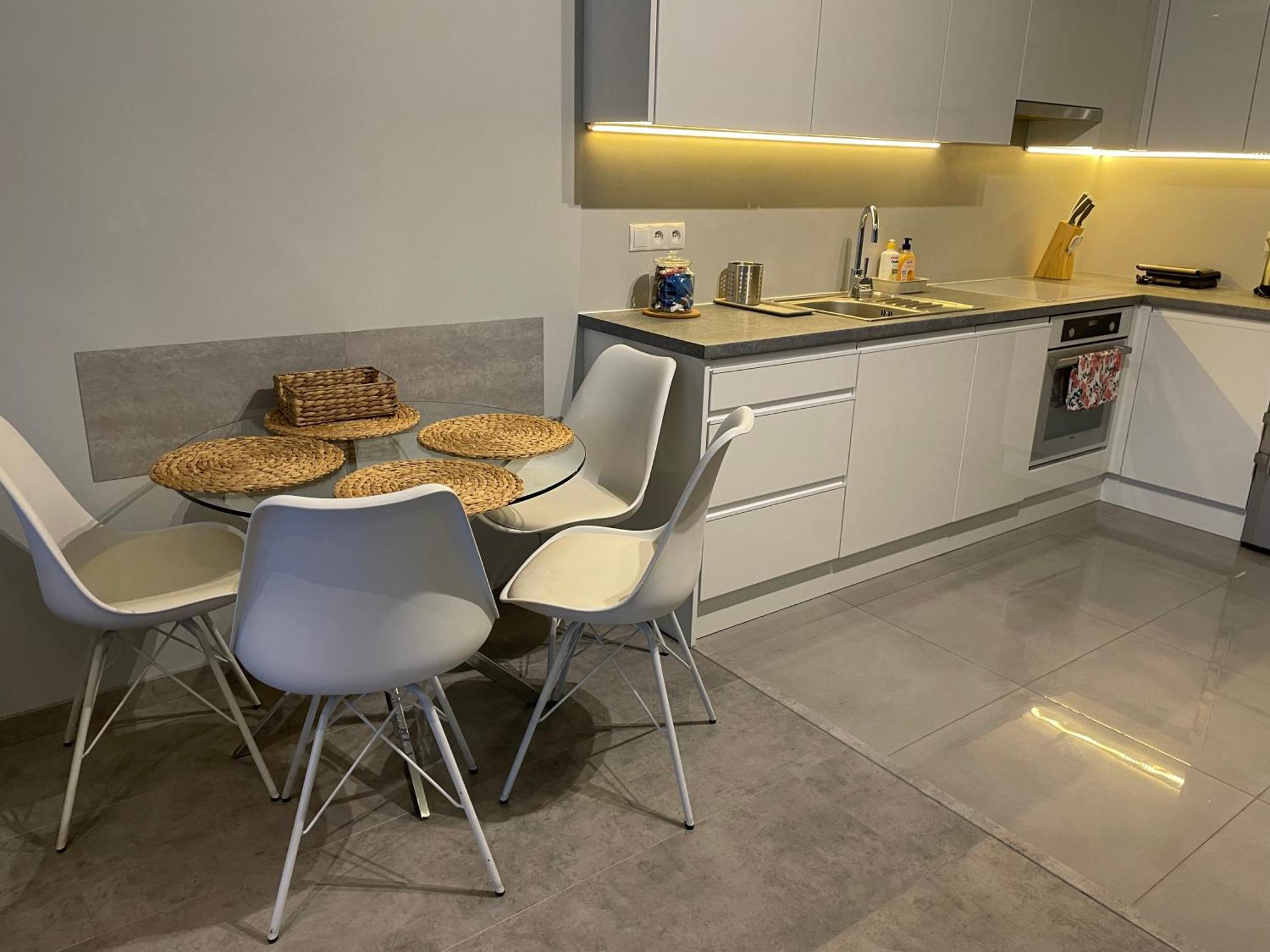 Wenecjanska Comfort Apartment, Free Parking, Self Check-In 24H Poznan Exterior photo
