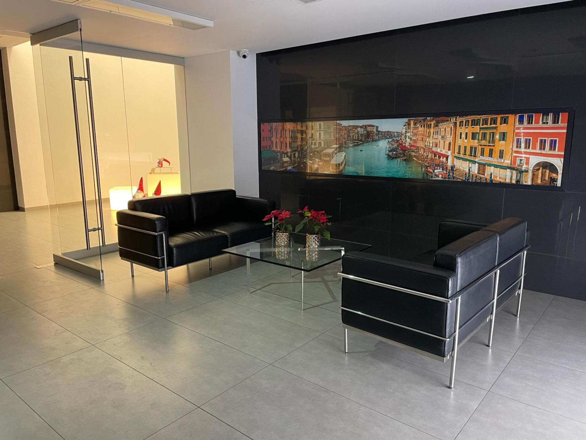Wenecjanska Comfort Apartment, Free Parking, Self Check-In 24H Poznan Exterior photo